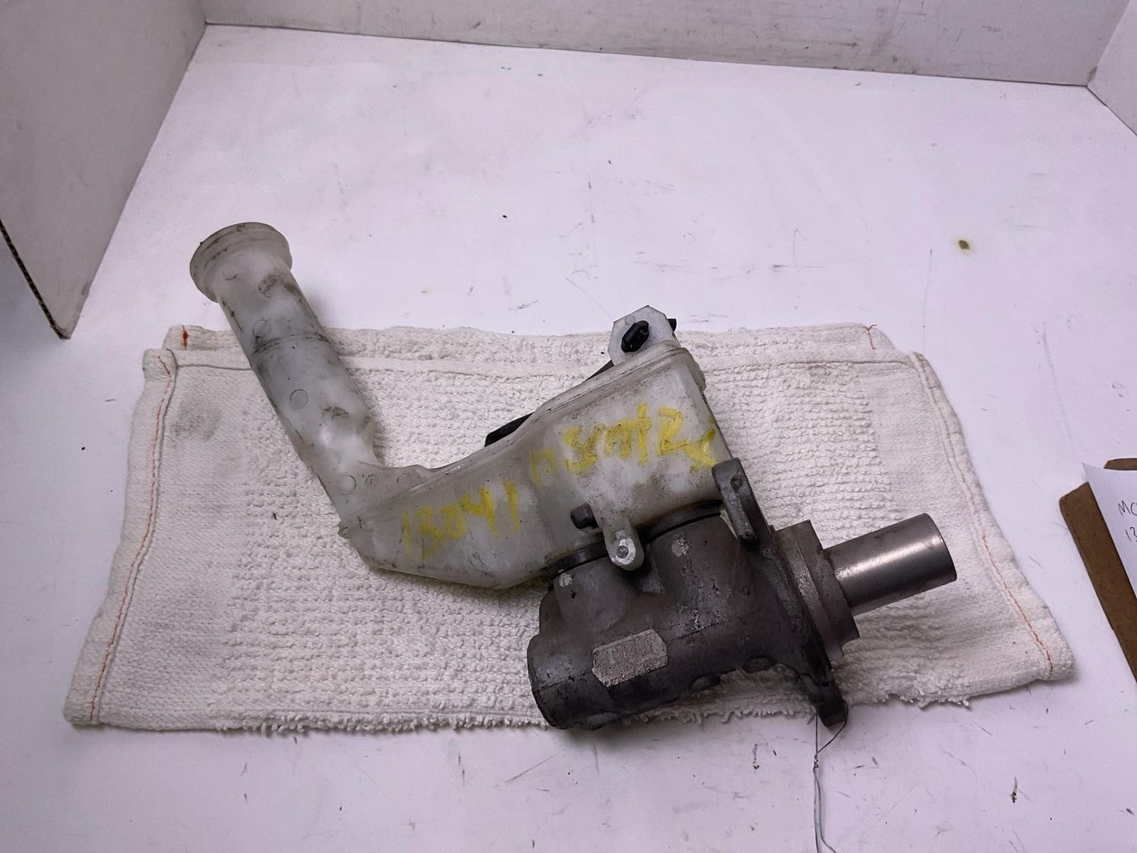 Master Cylinder NISSAN SENTRA 13 14 15 16 17 18 190